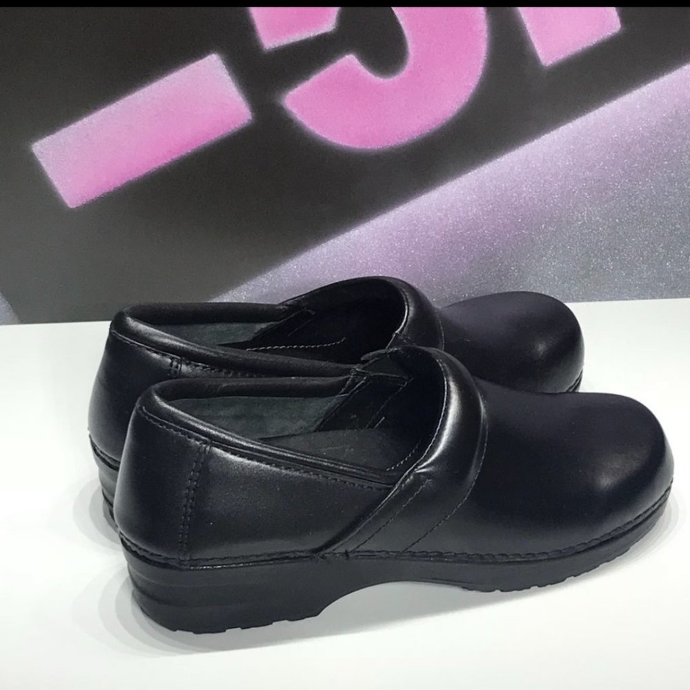 LL BEAN Closed Back Professional Clogs Black EUC